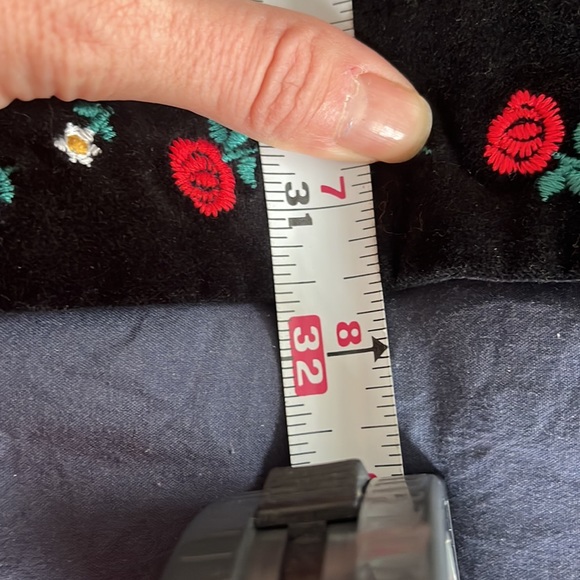 Hanna Anderson black velvet embroidered dress size 150 cm (US 12) - Picture 7 of 8